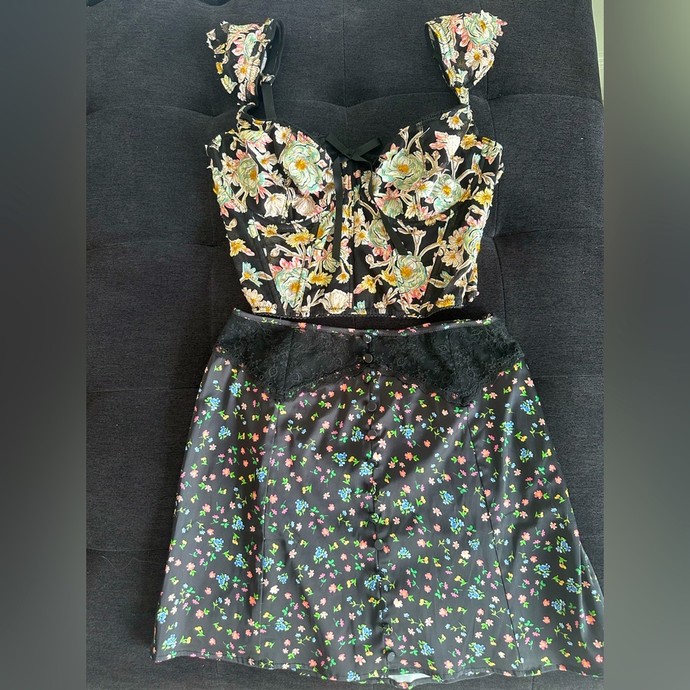 Victoria secret top bralette and satin/silk lace flower mini skirt , like new